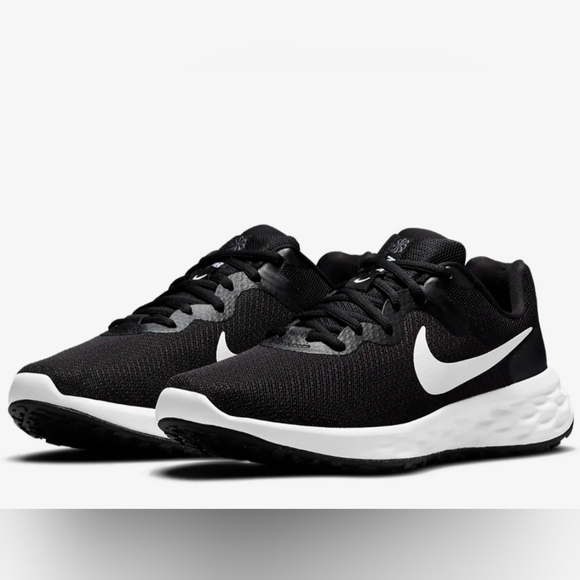 💥SOLD💥Nike Revolution 6NN Women's Black/White  Size 9.5 - Picture 3 of 15
